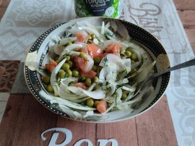 Paprastas žuvies salotas iš trijų ingredientų pagrindine nuotrauka