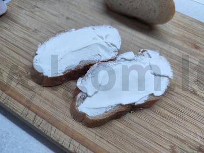 Sumuštiniai su kriaušėmis, sūriu ir dorblu Žingsnis 1