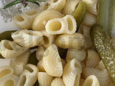 Makaronai su marinuotais agurkais grietinėlės padaže Žingsnis 4