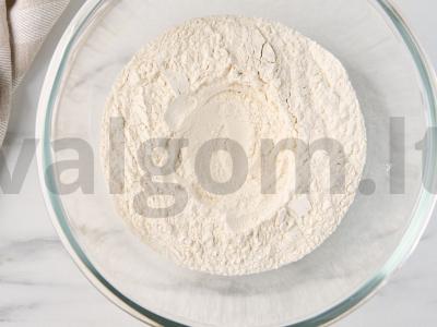 Vegetariškas „Napoleonas“ su avižų pieno kremu Žingsnis 1