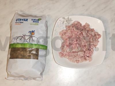 Kiaulienos ritinys iš faršo oro grilyje Žingsnis 1