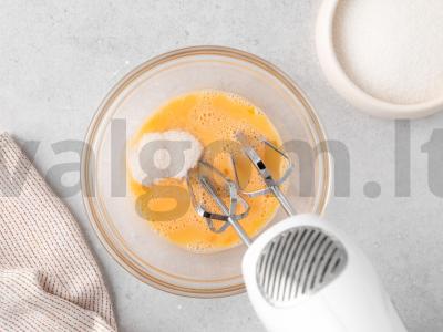 Persikų tortas Žingsnis 1