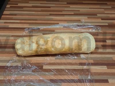 Omleto ritinys su dešrainiu sūriu ir česnaku Žingsnis 5