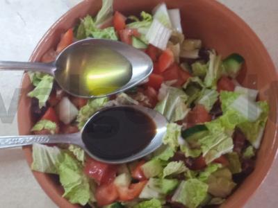 Daržovių salotas su džiovinta antis krūtinėle Žingsnis 7