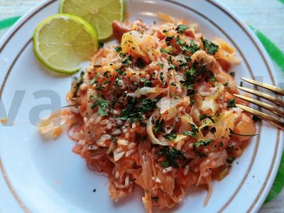 Patingėlių kopūstai „Kish-mish“ pagrindine nuotrauka