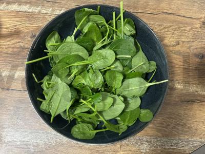 Šiltas salotas su krevetėmis ir kriaušėmis Žingsnis 3