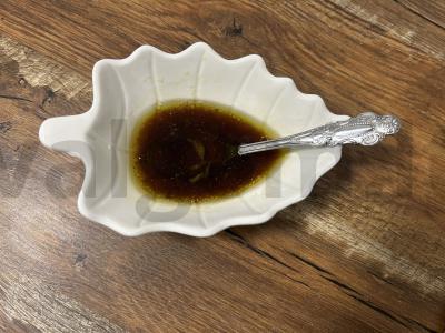 Šiltas salotas su krevetėmis ir kriaušėmis Žingsnis 4