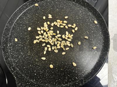 Šiltas salotas su krevetėmis ir kriaušėmis Žingsnis 9