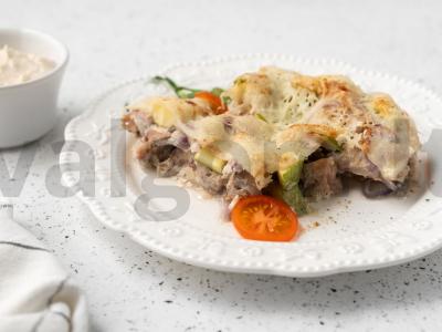 Tuno filė orkaitėje su daržovėmis pagrindine nuotrauka