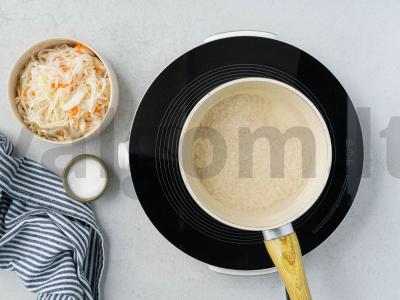Ryžiai su kopūstų troškiniu Žingsnis 1