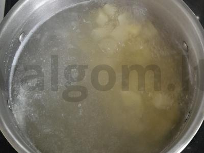 Žaliasis šaltibarščiai su vištienos filė Žingsnis 2