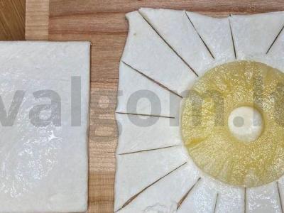 Ananasų žiedai sluoksniuotame tešloje Žingsnis 2