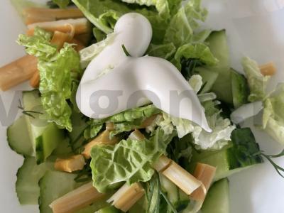 Salotas „Žalia galva“ su rūkytu sūriu Žingsnis 5