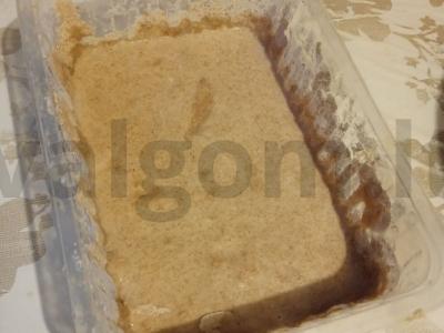 Viso grūdo kvietinis duona ant rugių raugos Žingsnis 1