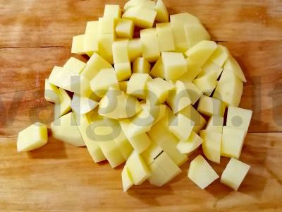 Žirnių sriuba su pupelėmis ir paprikomis Žingsnis 2