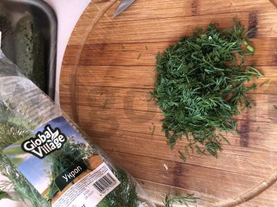 Salotas „Sotūs“ su dešra ir kiaušiniais Žingsnis 5