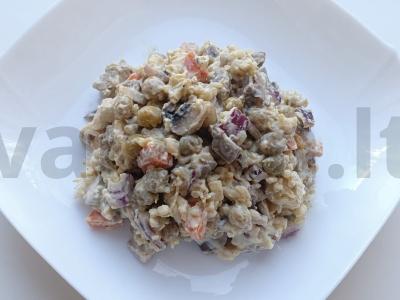 Kepenų salotos su ryžiais ir grybais pagrindine nuotrauka