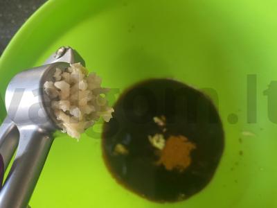 Vištienos krūtinėlės filė steikai su paprika ir terijaki padažu Žingsnis 3