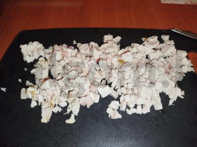 Salotas „Rusų kalvos“ su vištienos krūtinėle Žingsnis 1