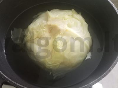 Namų kopūstai su ryžiais ir pomidorais Žingsnis 2