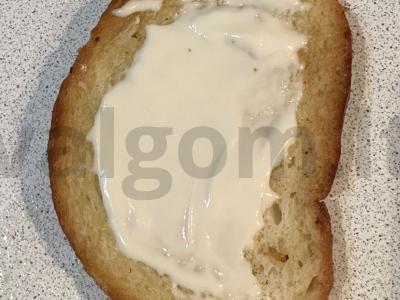 Brusketa su vištienos filė džiūvėsėliuose ir kiviais Žingsnis 4