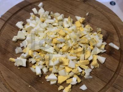 Kefyro pyragas su karbonaidu ir kiaušiniu Žingsnis 7