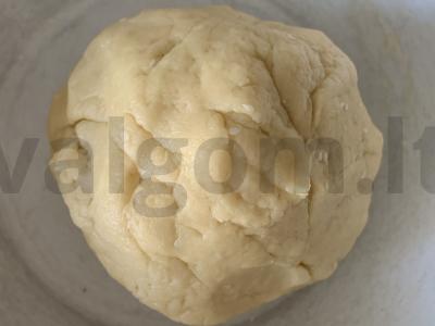 Sausainiai su kondensuotu pienu ir sezamu Žingsnis 3