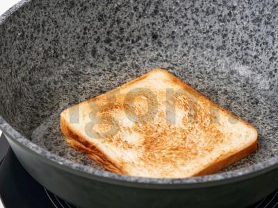 Tostai su raudona žuvimi ir agurku Žingsnis 3