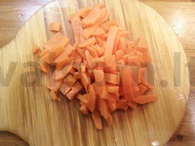 Bulvės su troškiniu vakarienei Žingsnis 3