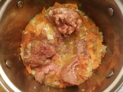 Bulvės su troškiniu vakarienei Žingsnis 5