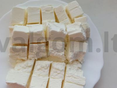 Vaisių desertas su ledais Žingsnis 1