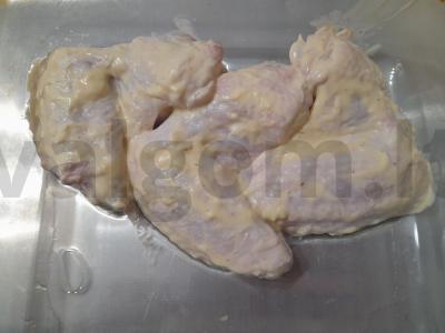 Kepti vištienos sparneliai su garstyčiomis Žingsnis 3