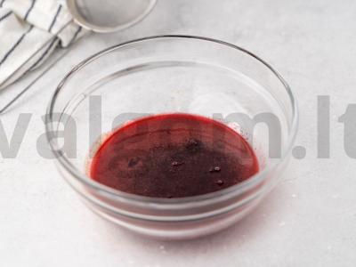 Mini keksiukai su uogų kremu Žingsnis 7