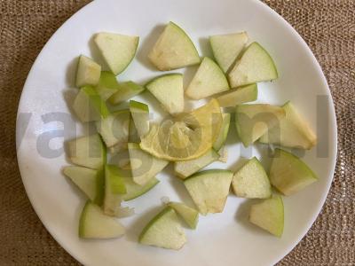 Vaisių porcijų salotas stiklinėje Žingsnis 2