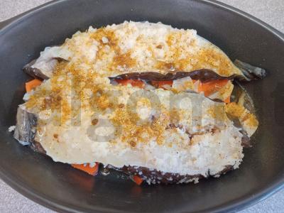 Žuvies filė steikai, kepti ant daržovių pagalvėlės Žingsnis 6