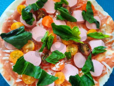 Šalta pica su dešra ir špinatais Žingsnis 3