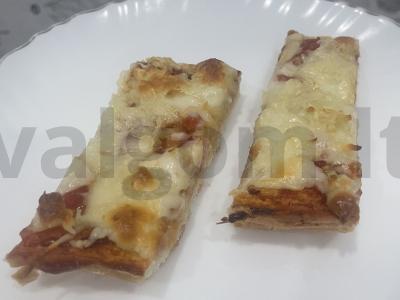 Pica „Sūrus juostelės“ pagrindine nuotrauka