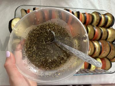 Ratatouille su provanso žolelėmis ir baziliku Žingsnis 7