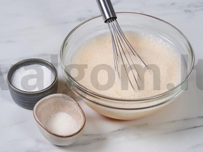 Pyragas su faršu ant kefyro Žingsnis 1