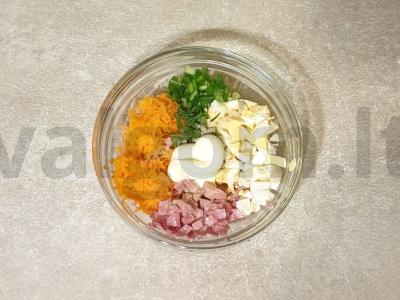 Morkų salotas su dešra Žingsnis 5