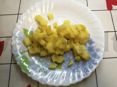 Sriuba su vermišeliais, daržovėmis ir ruginių skrudintų duonos kubelių Žingsnis 7