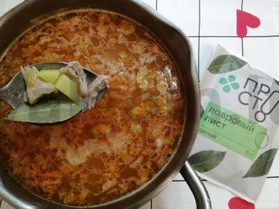 Sriuba su vermišeliais, daržovėmis ir ruginių skrudintų duonos kubelių Žingsnis 9