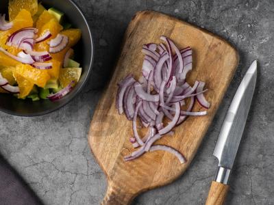 Salotos su upėtakiu ir avokadu Žingsnis 3