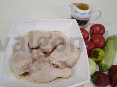 Kepti daržovės su sultinga vištiena Žingsnis 1