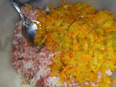 Patingėlių kopūstai su pomidorų padažu Žingsnis 4