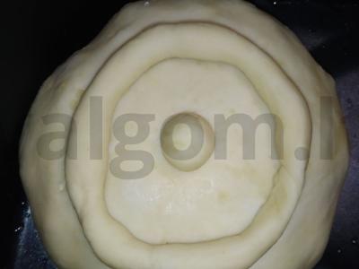 Kepama kiauliena su bulvėmis ir svogūnais tešlos puode oro grilyje Žingsnis 13