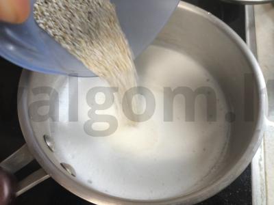 Perlinių miežių košė su pienu pusryčiams Žingsnis 2