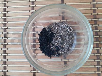 Sumuštinis su vegetariška chia ikra Žingsnis 1