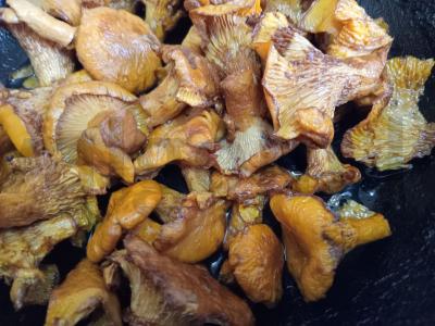 Keptos voveraitės su bulvėmis svieste Žingsnis 1