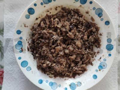 Salotas su šprotais ir žaliu žirneliu Žingsnis 3